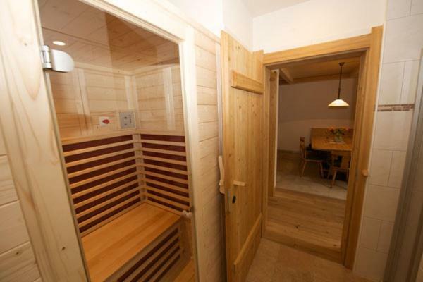 Ferienhaus Loderbichl โลเฟอร์ ภายนอก รูปภาพ