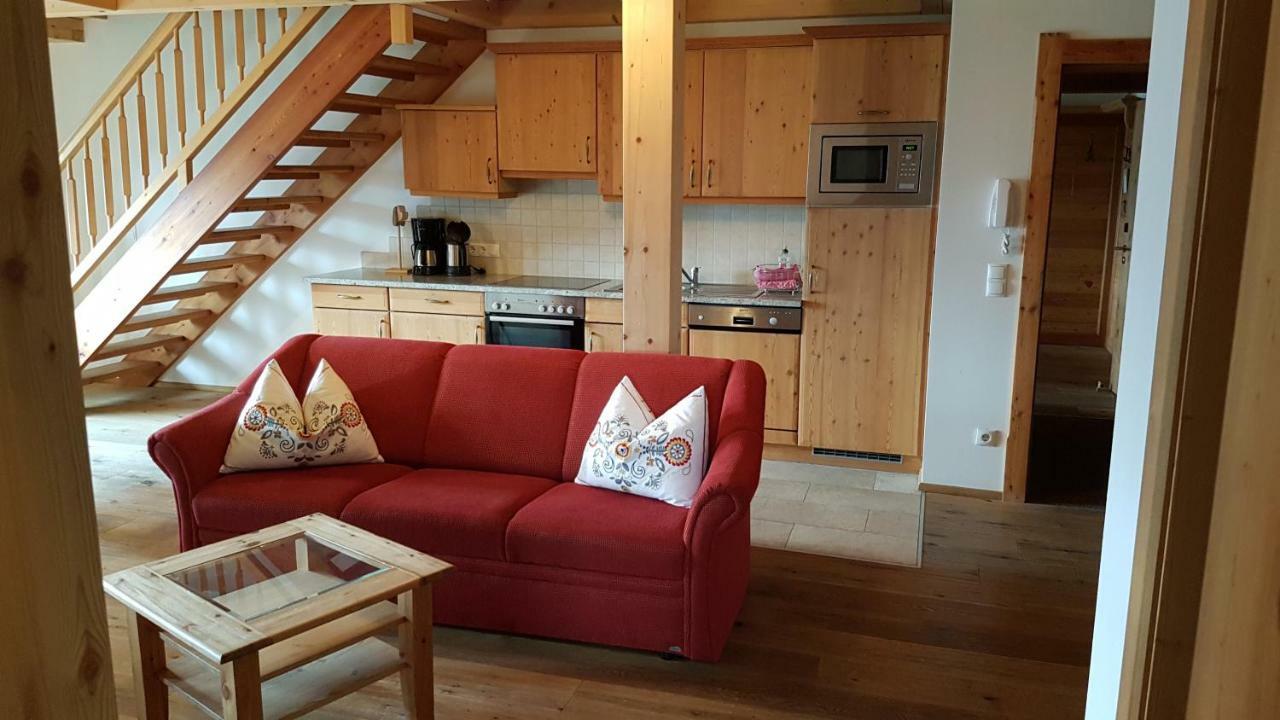 Ferienhaus Loderbichl โลเฟอร์ ภายนอก รูปภาพ